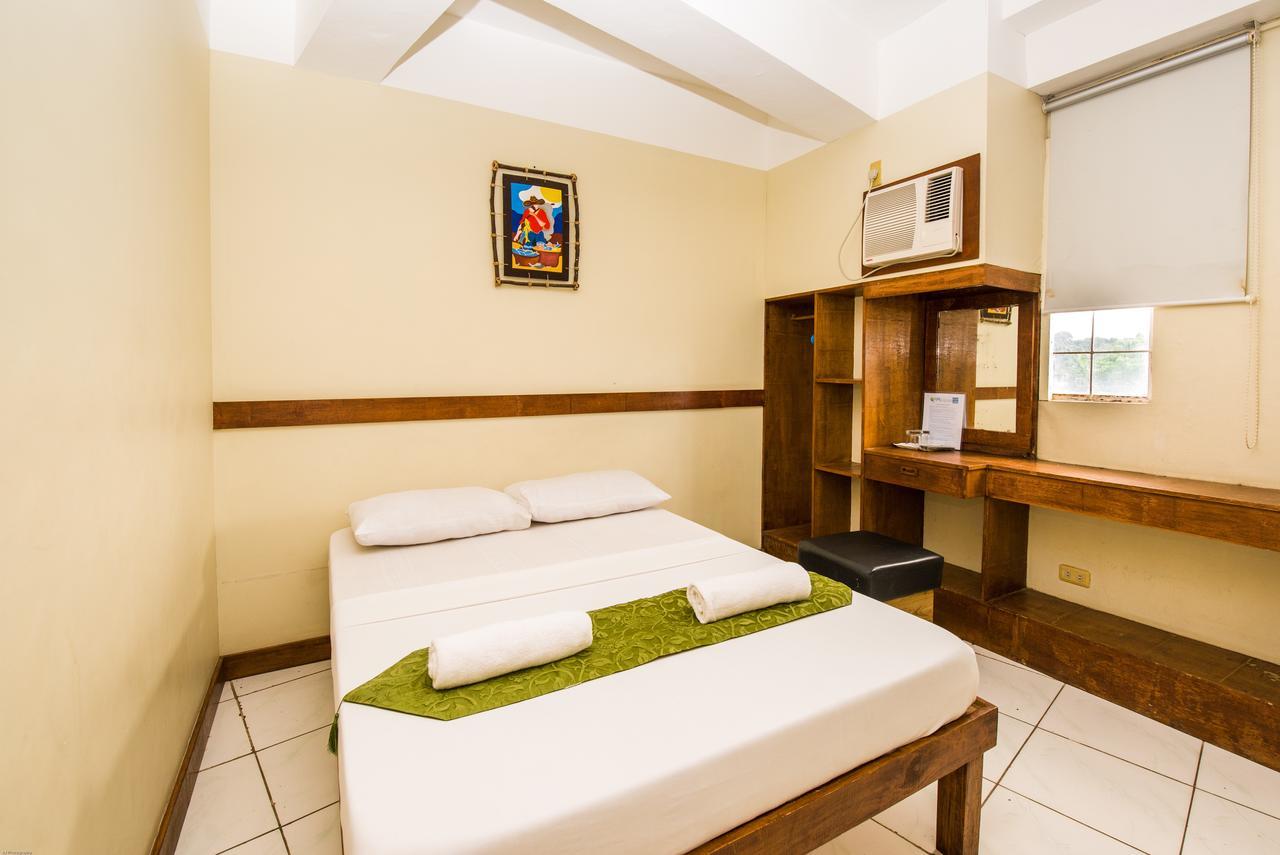Qm Pension House Tagbilaran Exterior foto